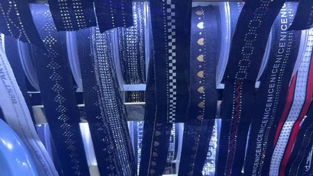 Лампаси - пластиковые аксессуары - Лампаси виготовити замовити